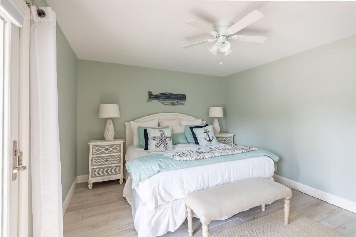 Photo 14 of Sandpiper Cove unit 1148, Gulf Front 3 night min