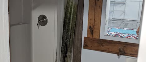 Shower, towels, soap, shampoo