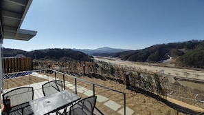 View from room - Baettekinae house (Yeongju)