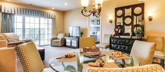 Branson Condo w/ Pool Access & Views, 3 Mi Dtwn!