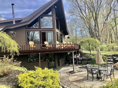 Year Round Lake/Ski Home on Crooked Lake