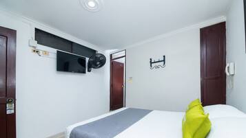 Free WiFi, bed sheets