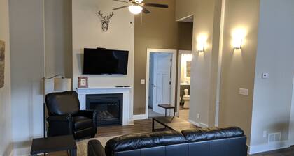 Newly Renovated Modern 1-Bedroom In The Village Of Ellicottville