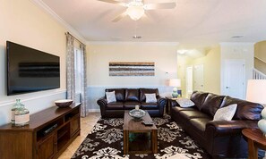 TV, table football - Private 5-Star Pool Escape, Orlando Villa 4304 (Orlando)