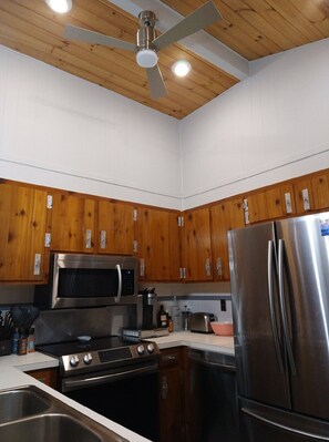 Private kitchen - New Listing, Mid Century Modern Chalet Retreat (Beech Mountain)