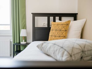 3 chambres, coffres-forts dans les chambres, lit parapluie, Wi-Fi