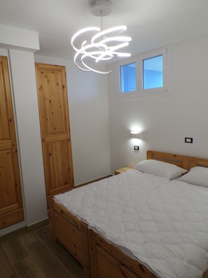 2 bedrooms