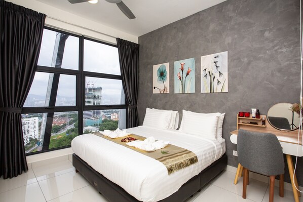 Standard Apartment, 1 Bedroom, Non Smoking, City View | Desk, iron/ironing board, free WiFi - Arte Mont Kiara by PSM Luxury Suites (Kuala Lumpur)