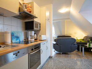 Køleskab, mikrobølgeovn, ovn, opvaskemaskine