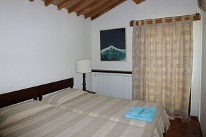 2 Schlafzimmer, Bügeleisen/Bügelbrett, kostenloses WLAN, Bettwäsche