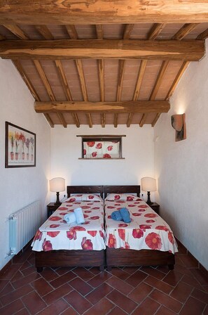 2 camere, ferro/asse da stiro, Wi-Fi gratuito, lenzuola