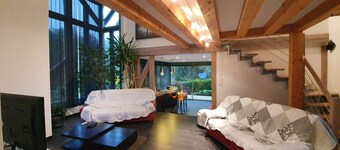 Luxurious Retreat near Vibraye Forest: Indoor Spa, Fireplace, WiFi, and Private Suites