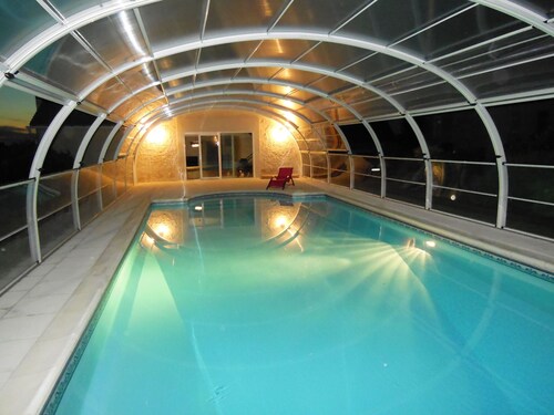 Charming Restored Barn with Heated Pool, Near George Sand's Country