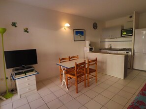Fridge, microwave, dishwasher