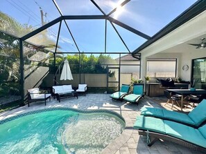 Bañera de hidromasaje al aire libre