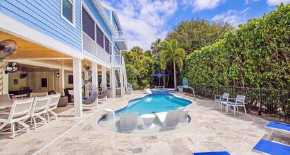 Island Escape - Luxury Captiva Island Home w/Pool + Hot Tub near Beach