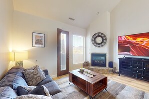 TV, fireplace, DVD player