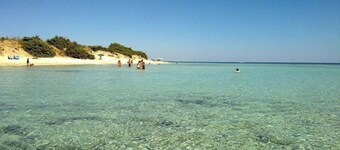 VILLA AMICORUM House EAST, pool 10 x 4 m 