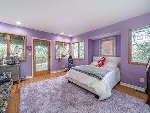 3 bedrooms, free WiFi, bed sheets