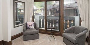 Condo, 5 Bedrooms | Interior