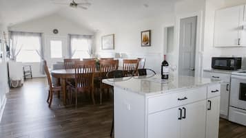 Hus, 4 soverom | Eget kjøkken | Ovn