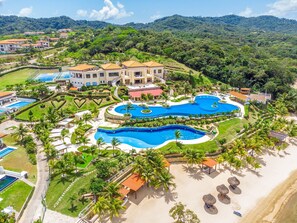 Pool - Pristine Bay 1108 4 Bedroom Home by RedAwning (Roatan)