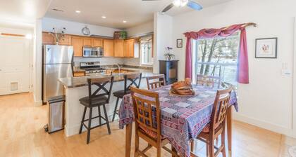 River Walk Haven | River Trail | Great Reviews!
