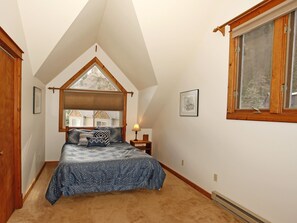 3 bedrooms, free WiFi, bed sheets
