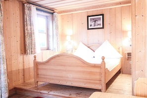 2 Schlafzimmer, BĂŒgeleisen/BĂŒgelbrett, Reisekinderbett, kostenloses WLAN