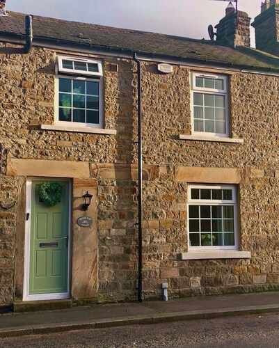 Teesdale holiday cottage, sleeps 4 + dog at Bank Top, Mickleton, Barnard Castle