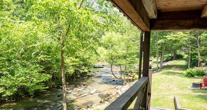 The Fishing Creek Cabin at Four Fillies Lodge
