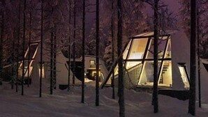 Unclassified image, 3 of 23, button - Glass Resort (Rovaniemi)