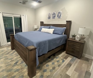 5 chambres, fer et planche à repasser, lit de bébé portatif, Wi-Fi