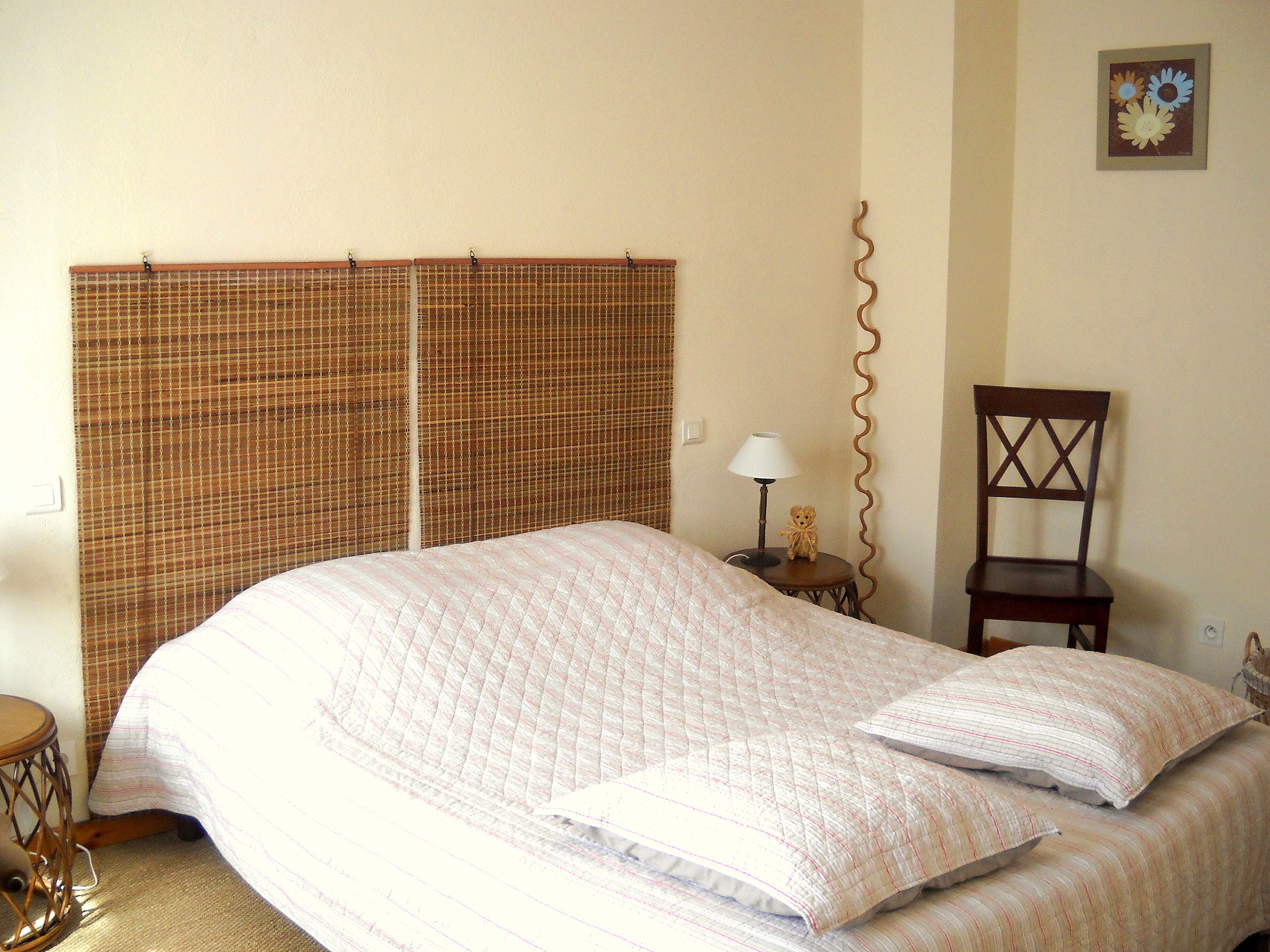 2 chambres, fer et planche à repasser, lit parapluie, Wi-Fi gratuit