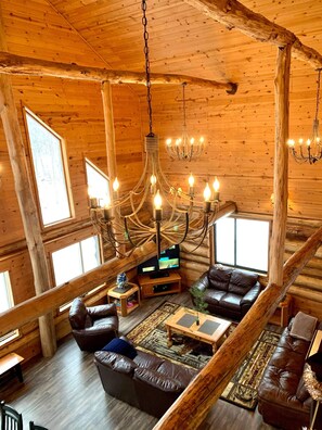 TV, lareira, videogames, DVD player