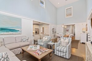 TV, stereo, offices - LSV Cart | Screened-In Porch & Grill Station | Close to Camp WaterColor (Santa Rosa Beach)