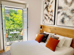 2 soverom, safe på rommet, skrivebord og strykejern/-brett