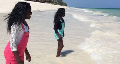 A unique, tastefully furnished luxury villa in Diani, near Africa's best beach.