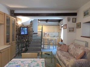 Apartment | Living area