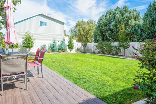 Camelot Cottage - Private Home