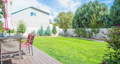 Camelot Cottage - Private Home