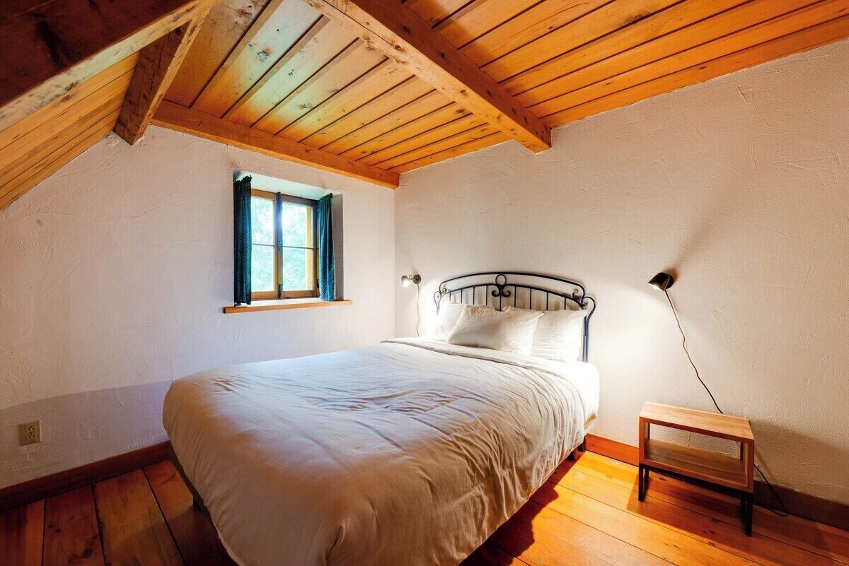 4 多间卧室、熨斗/熨衣板、旅行婴儿床、WiFi