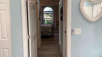 1 bedroom, desk, iron/ironing board, WiFi