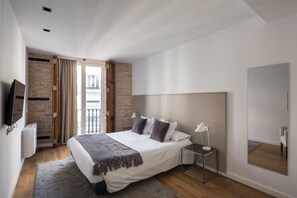 Room - Mon Suites San Martin (Valencia)