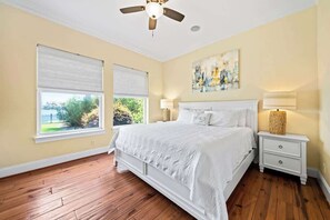 7 bedrooms, iron/ironing board, free WiFi, bed sheets