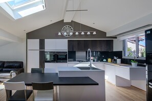 Fridge, microwave, oven, stovetop - Le Margeriaz (Saint-Étienne)