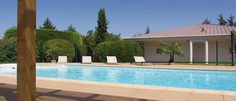 Utomhuspool