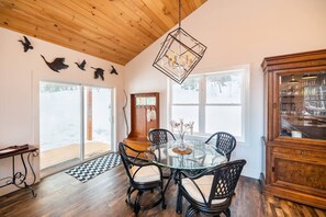 Dining - Dreamy Artist Chalet in Secluded Historic Village (Warren)