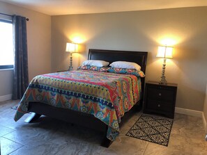 2 dormitorios, tabla de planchar con plancha, wifi gratis y ropa de cama