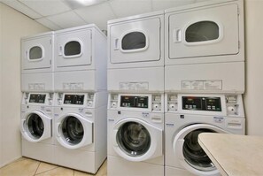 Interior - Beachcomber unit 401 (Longboat Key)